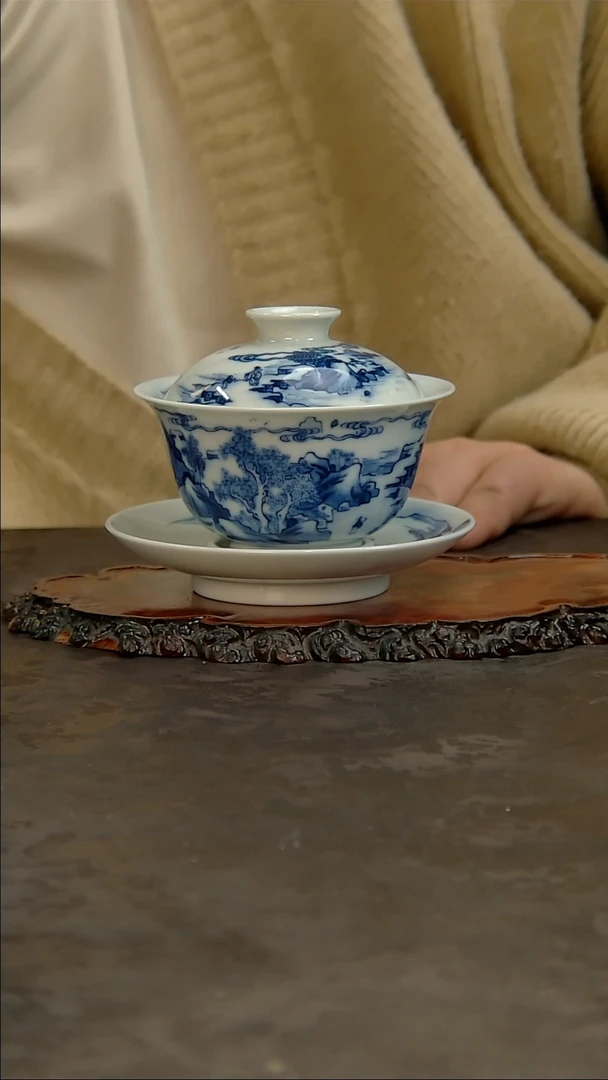 【闪购商品】青花手绘山水三才盖碗