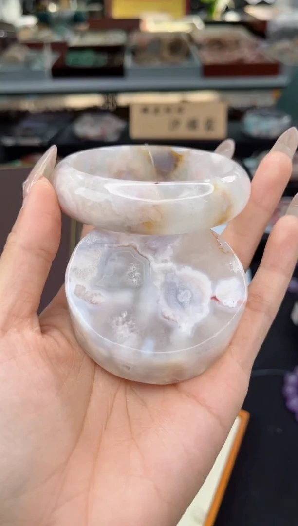 【闪购商品】石英质玉手镯未镶嵌60圈口（赠品镯心）1681191