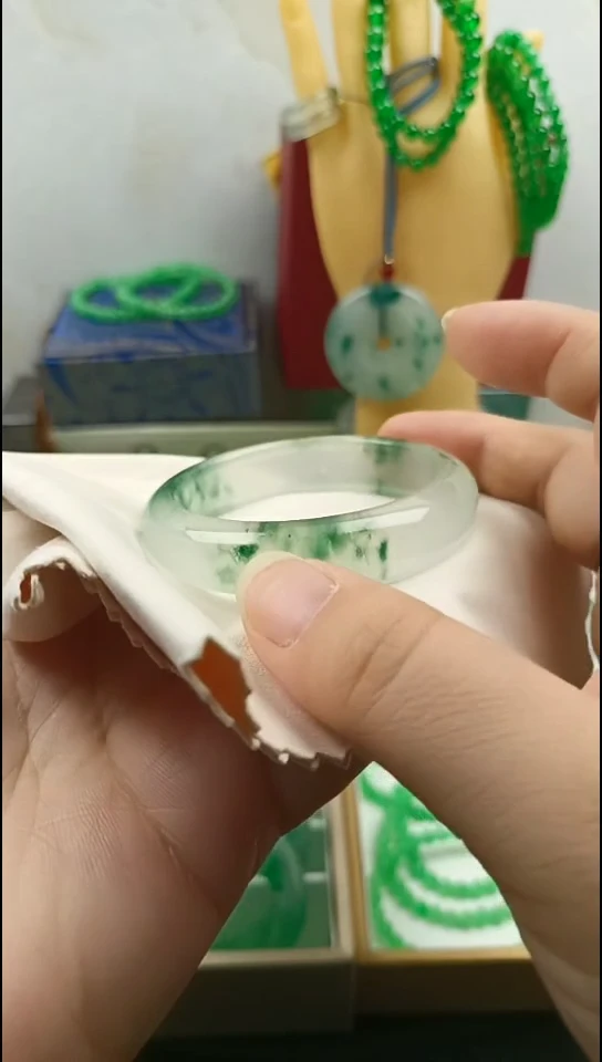 玛瑙/玉髓手镯未镶嵌手镯