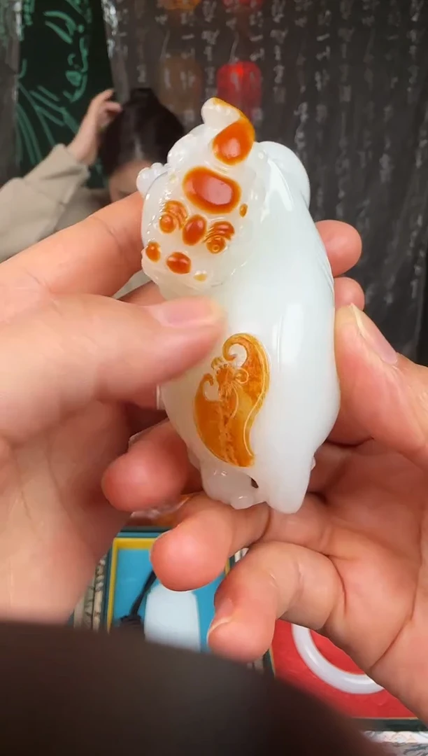 未镶嵌和田玉把件貔貅