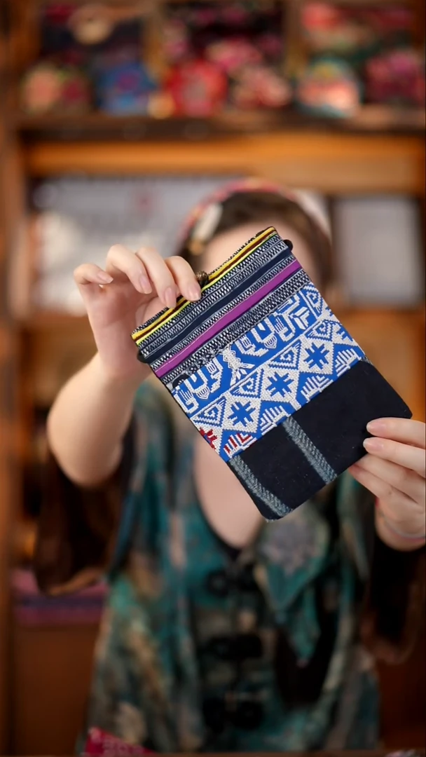 刺绣私人定制苗族手工A2