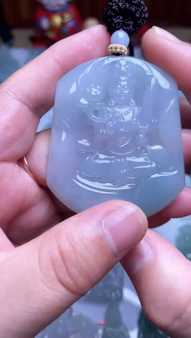 颈饰未镶嵌翡翠1