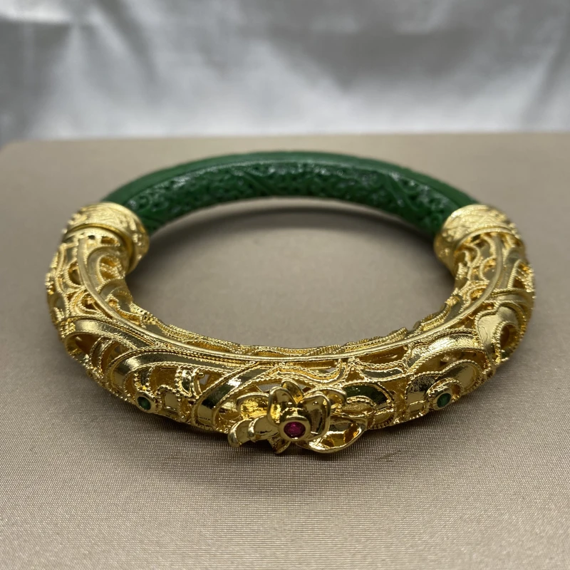 【绿意盎然 永恒暖阳】绿手镯JM28444