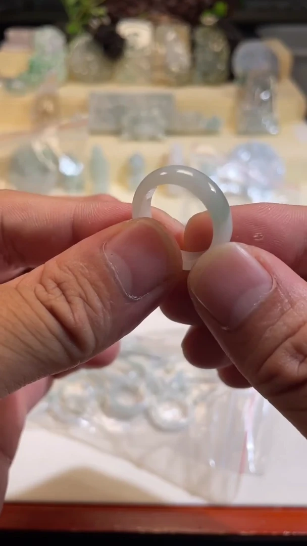 颈饰未镶嵌翡翠开**安8/22/201