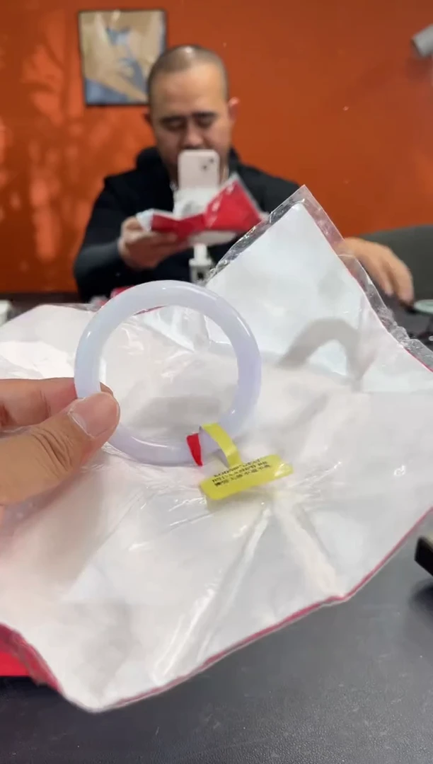 未镶嵌手镯翡翠3        圈口53