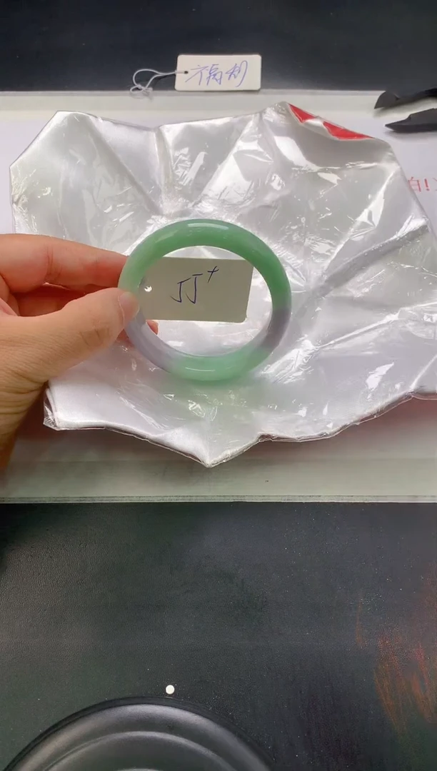 翡翠手镯未镶嵌274