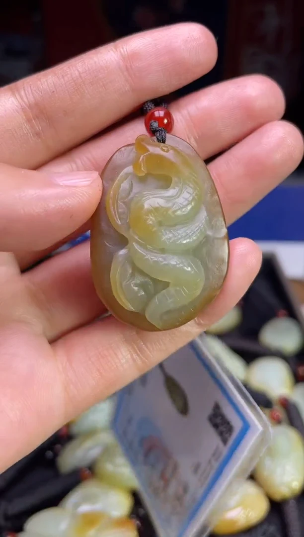颈饰未镶嵌和田玉123