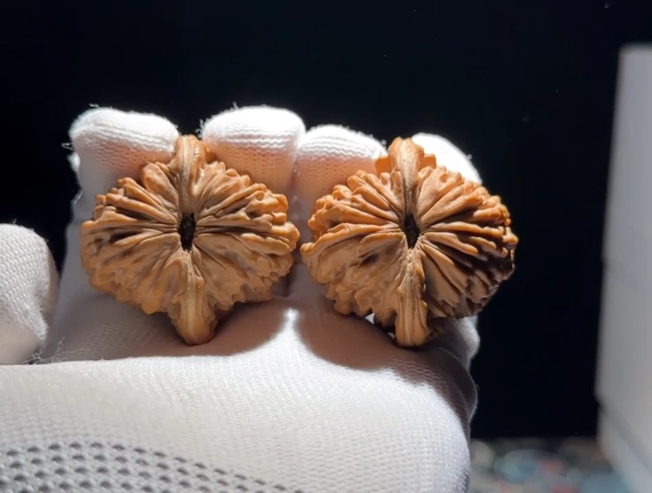 吊坠文玩核桃全品 四座楼