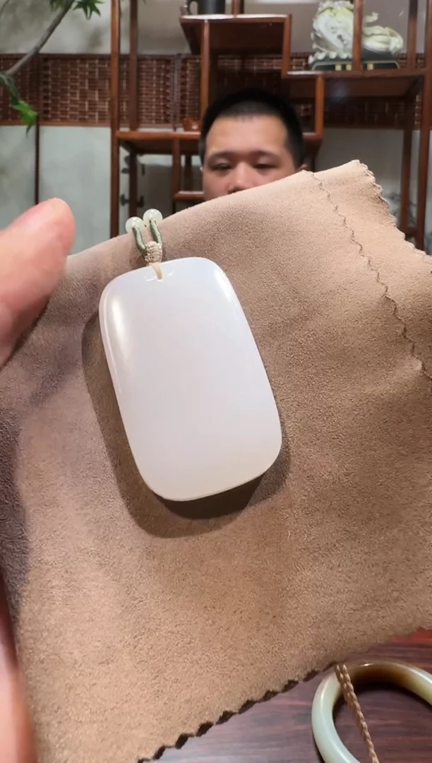 【闪购商品】和田玉吊坠未镶嵌1072平安牌