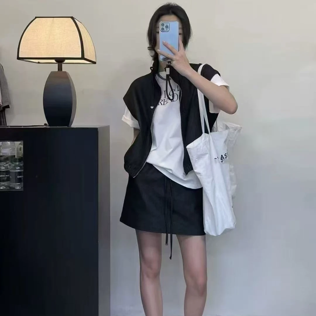 D25138时尚个性立领牛仔外搭马甲牛仔短裙T恤三件套