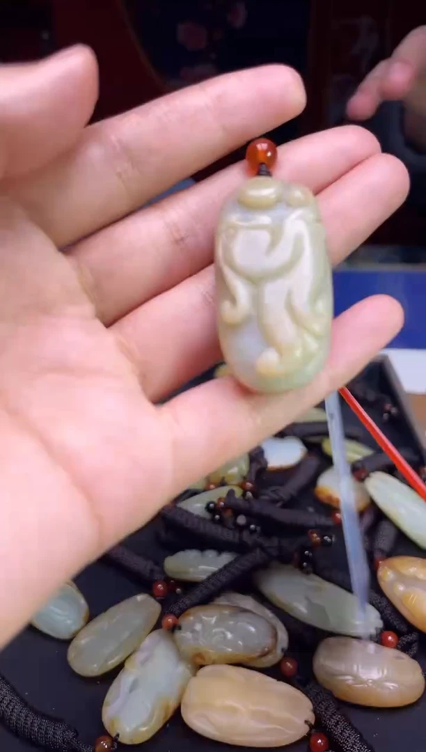颈饰未镶嵌和田玉123