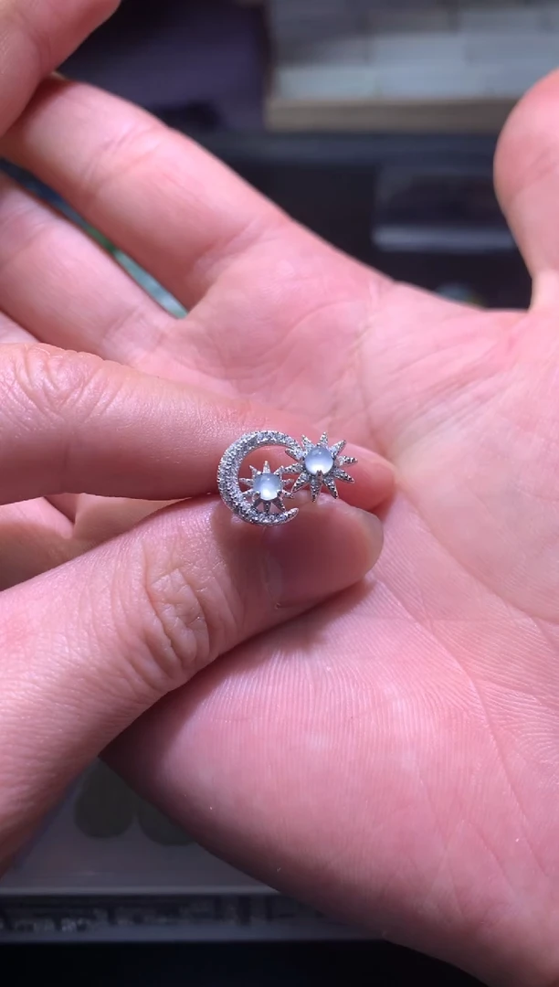 【闪购商品】翡翠耳钉银S925镶嵌净货