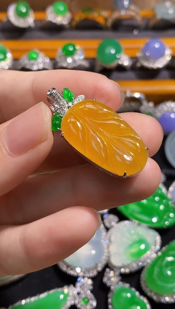 翡翠18K金镶嵌吊坠(不含链)翡翠