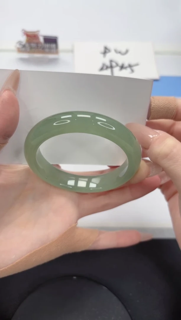 【闪购商品】石英质玉手镯未镶嵌A227-55.1