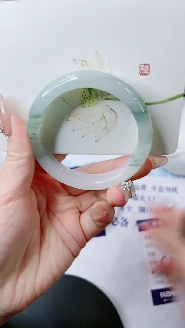 【闪购商品】石英质玉手镯未镶嵌多样性发货S96