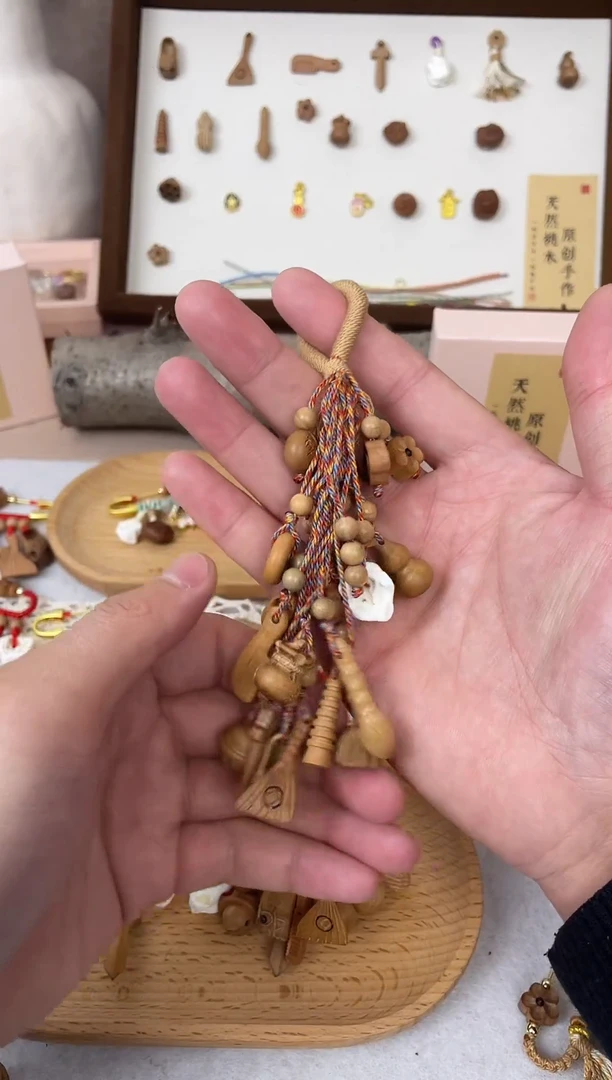 长款桃木挂件一物一拍20款长款