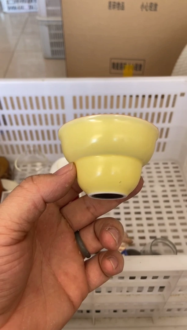 杯无运费险有瑕疵的摄影的产品有使用过的痕迹有点脏介意勿拍