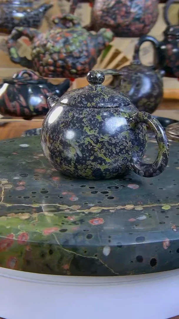 奢上奢梅花玉茶具