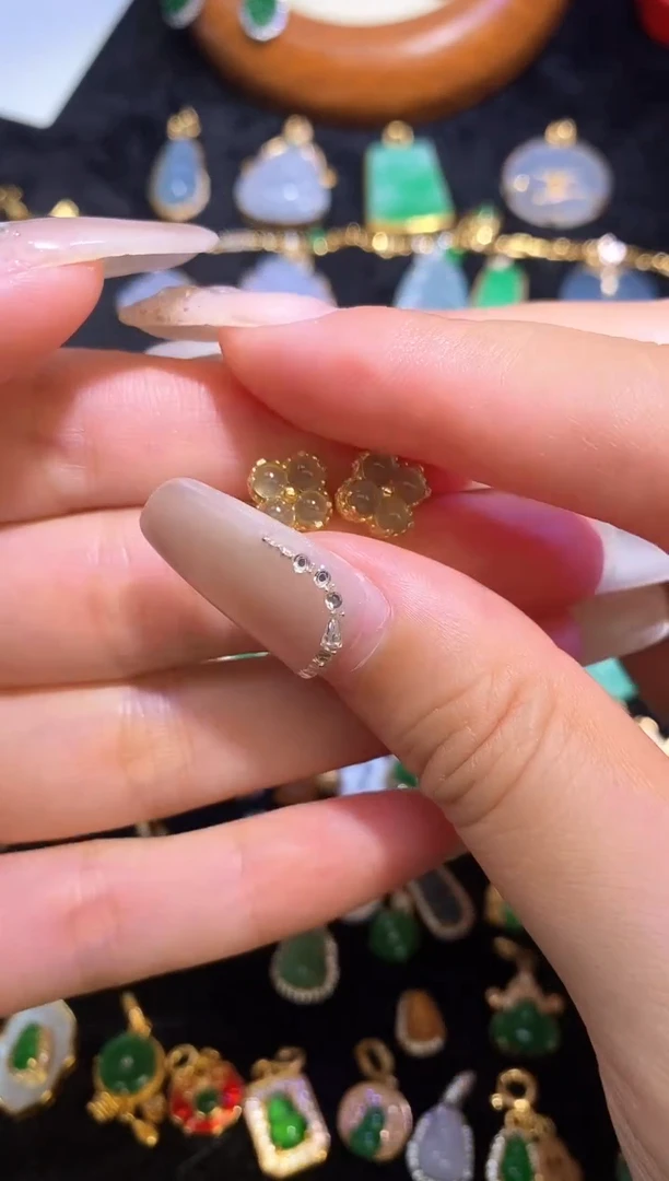 颈饰银S925镶嵌翡翠天然A货