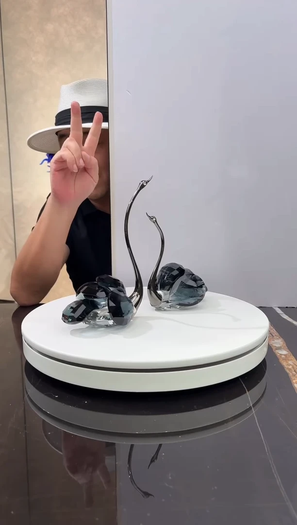 摆件黑水晶天鹅一对