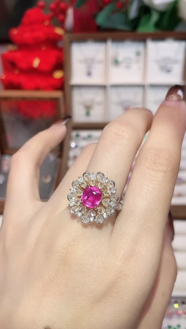 戒指彩色蓝宝石18K金镶嵌2.05ct/天然宝石/七天无理由