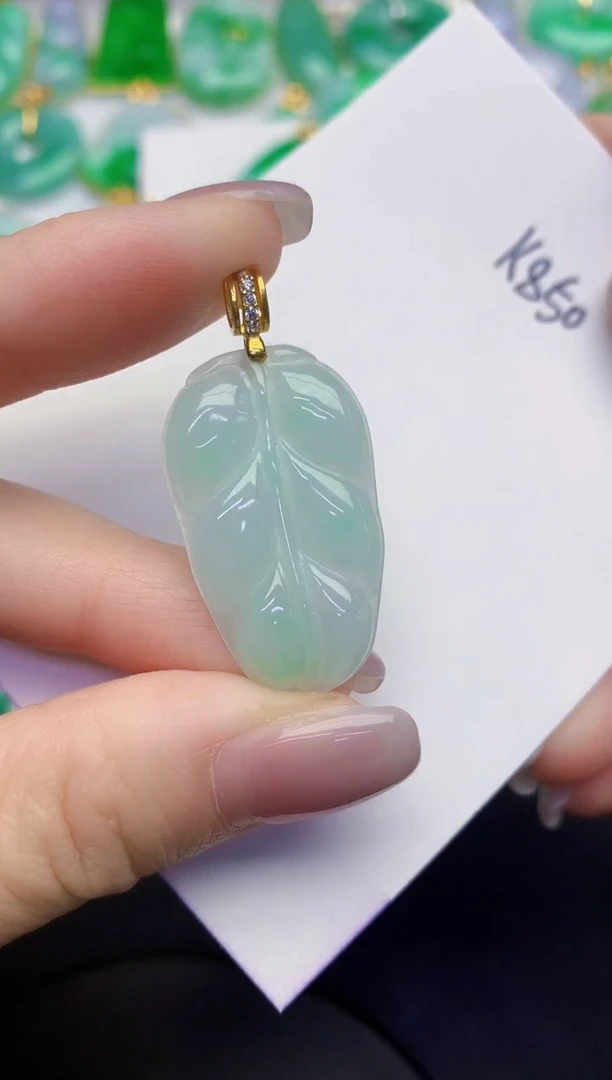 颈饰未镶嵌翡翠缅甸天然翡翠A货