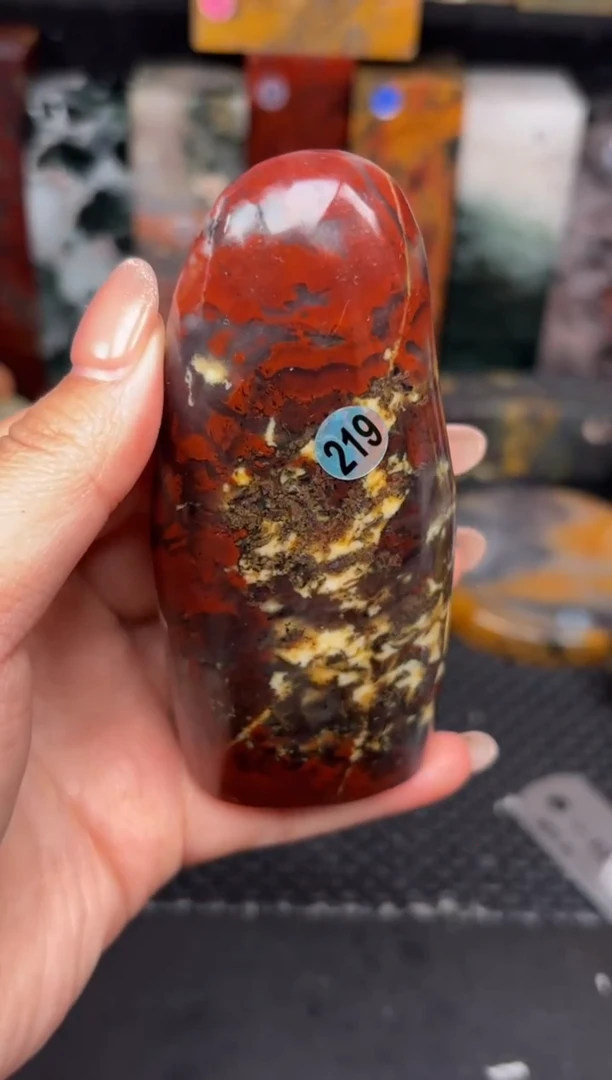 玉 桂林鸡血创意摆件装饰 编号：219