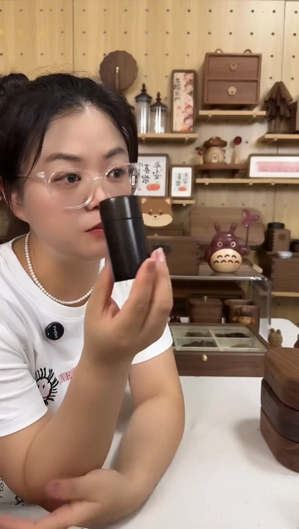 木紫光檀中号罐子