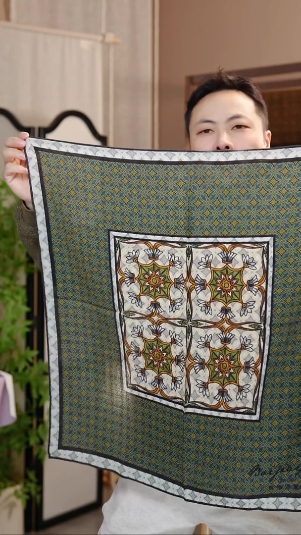 丝绸丝毛丝巾65*65