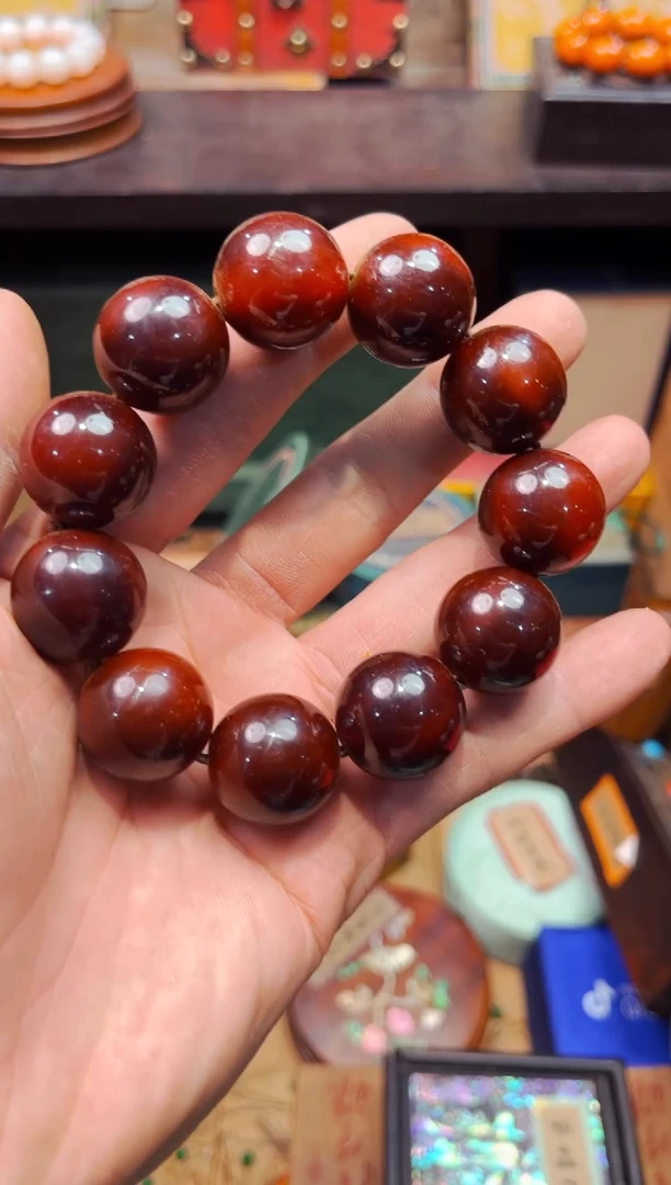 【闪购商品】琥珀裸石未镶嵌瑞帝专属高端精品66