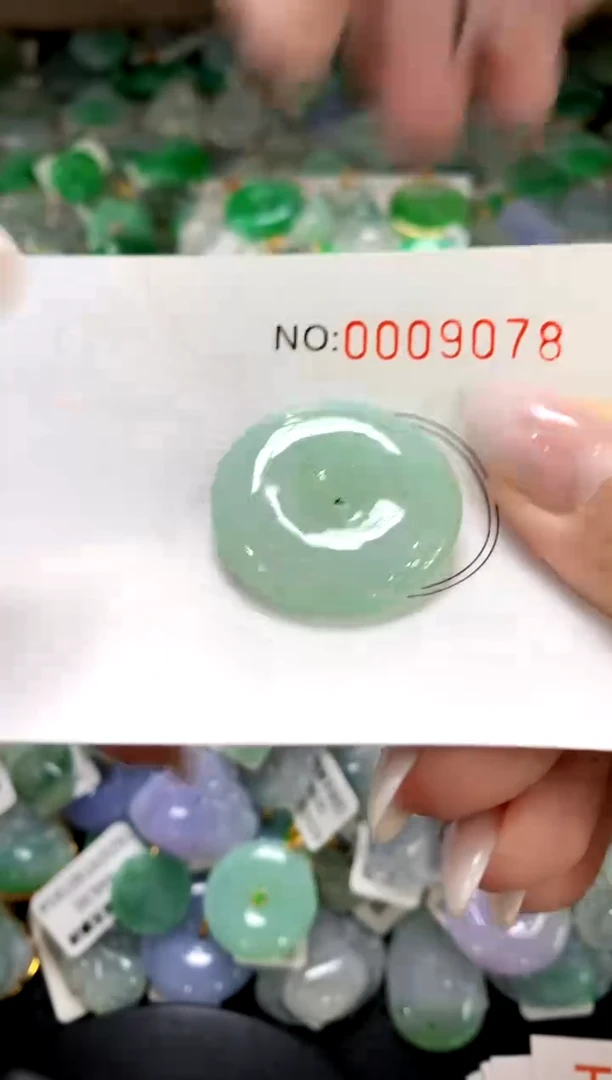 颈饰未镶嵌翡翠1111111111111111