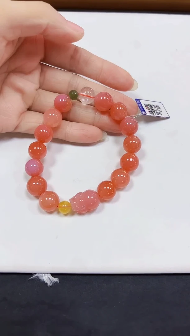 未镶嵌颈饰玛瑙/玉髓手链11.7
