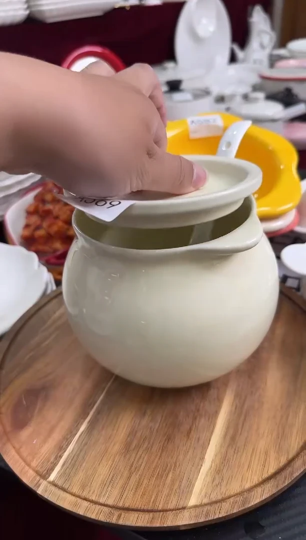 摆件陶A569 黄色猪油罐