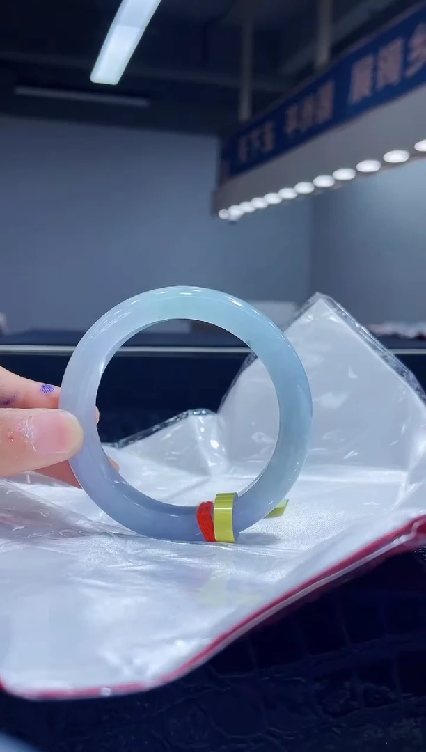 未镶嵌手镯翡翠11