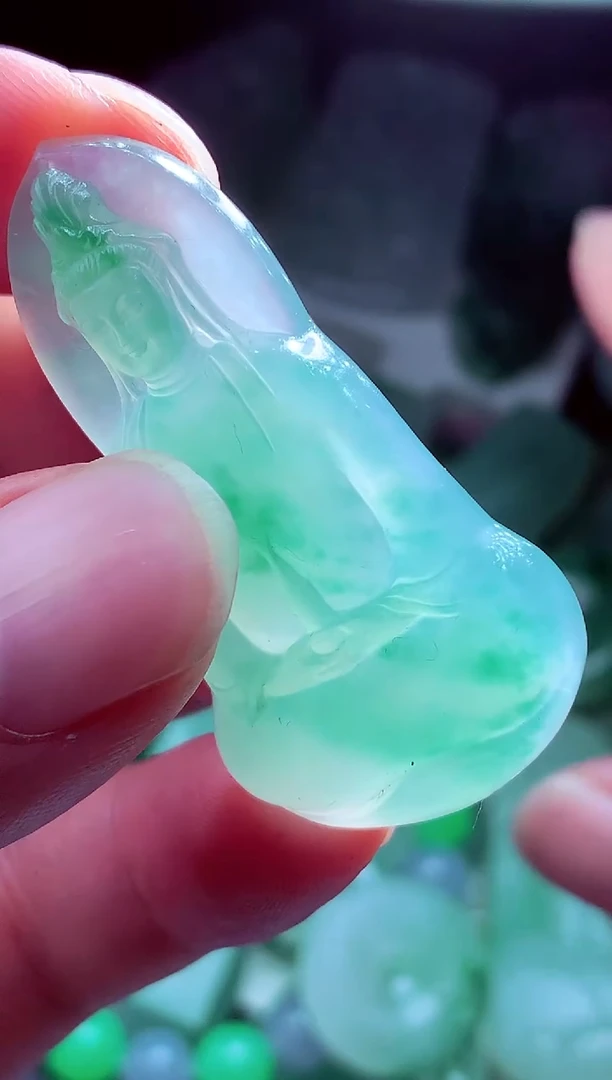 未镶嵌定制翡翠以*?翡翠毛货定制