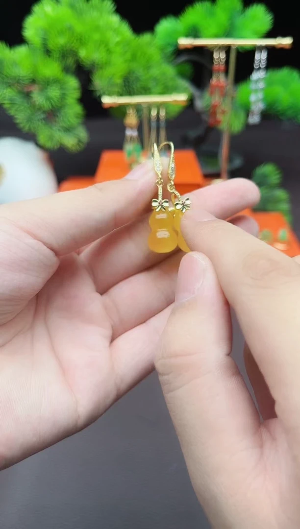 玛瑙/玉髓耳环银S925镶嵌333000