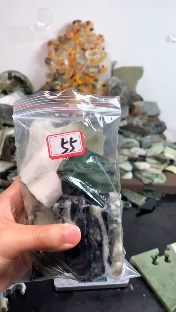 未镶嵌和田玉摆件55