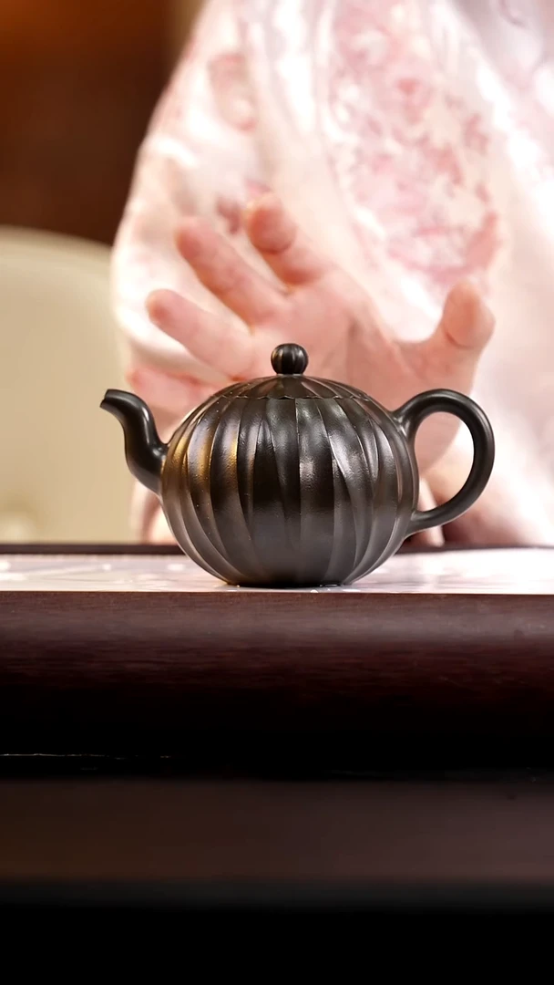 茶壶紫砂墨绿泥一粒珠260cc