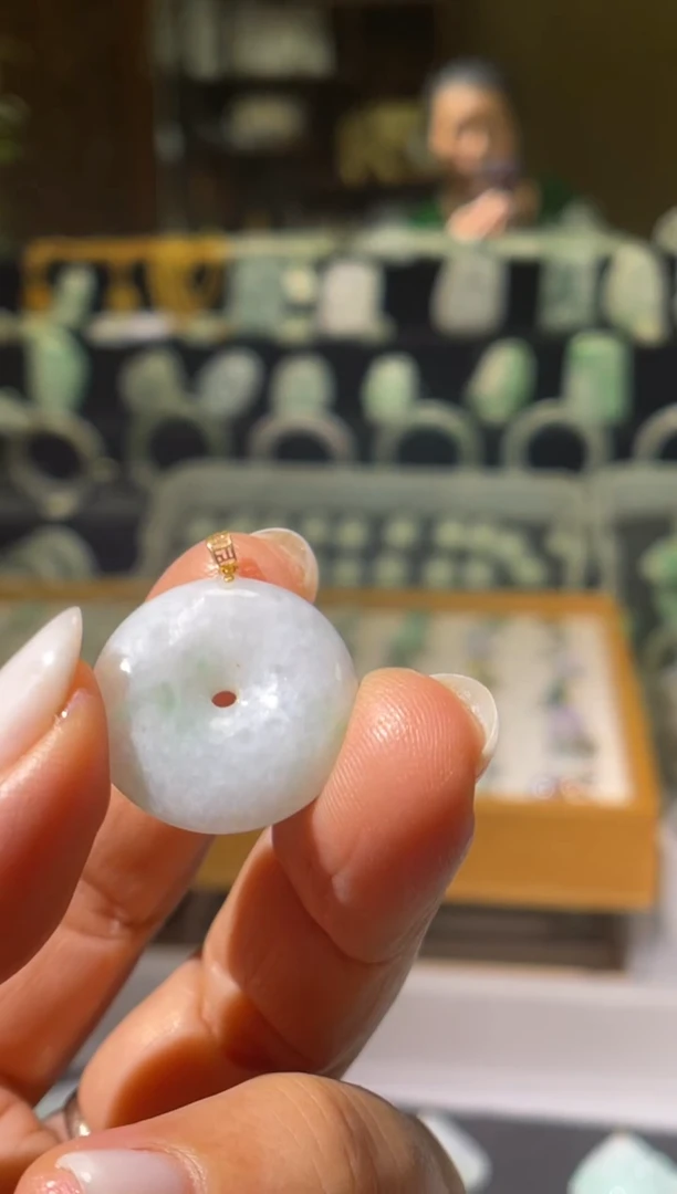 颈饰未镶嵌翡翠金扣头平安扣
