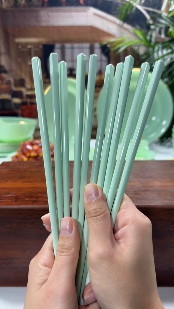 【闪购商品】.... 玉瓷筷子10双福利价格