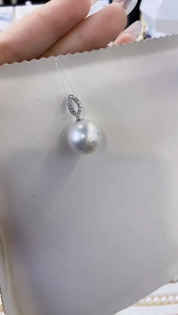 吊坠(不含链)18K金镶嵌海水珍珠16-17澳白珍珠吊坠