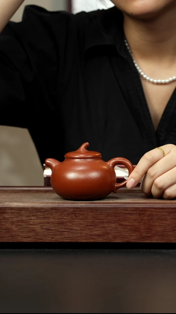 紫砂茶壶朱泥大红袍 茄瓜
