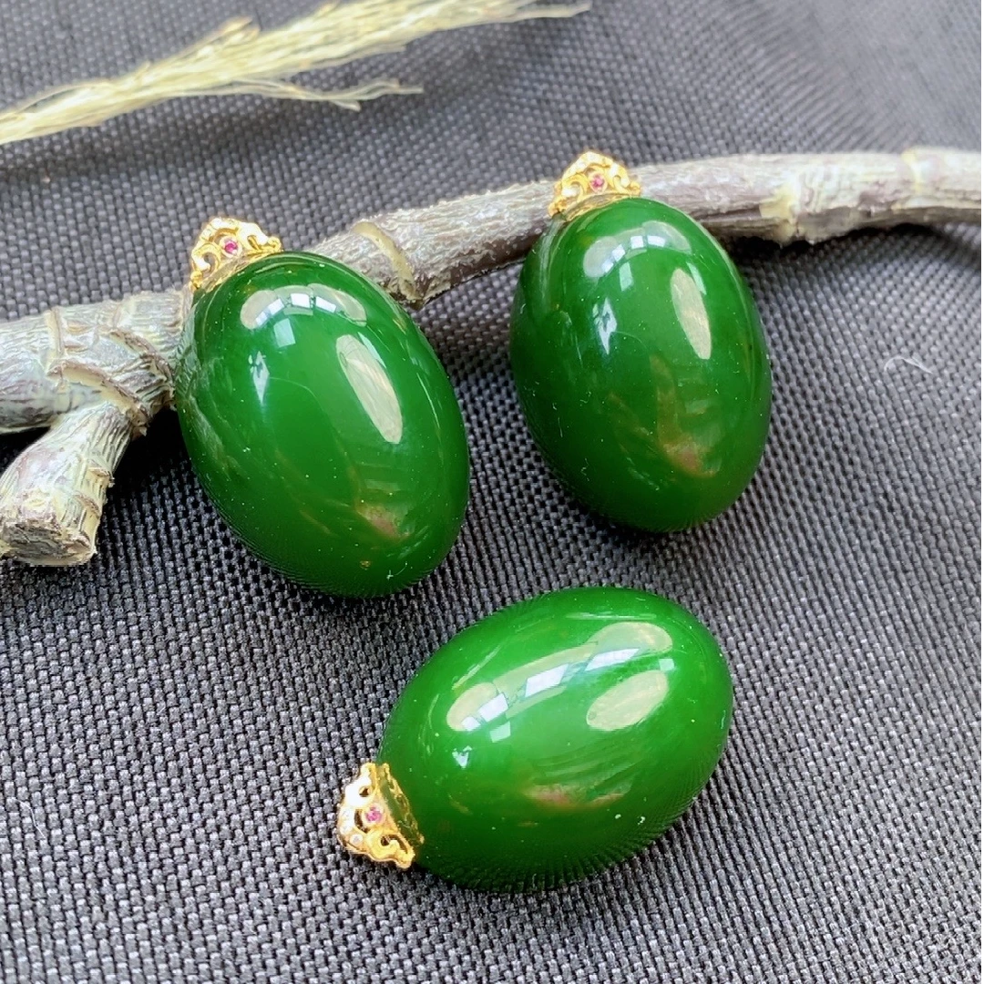 【年终大促】18k和田玉3蛋面吊坠丨天然玉石丨多样性发一D2720(小)