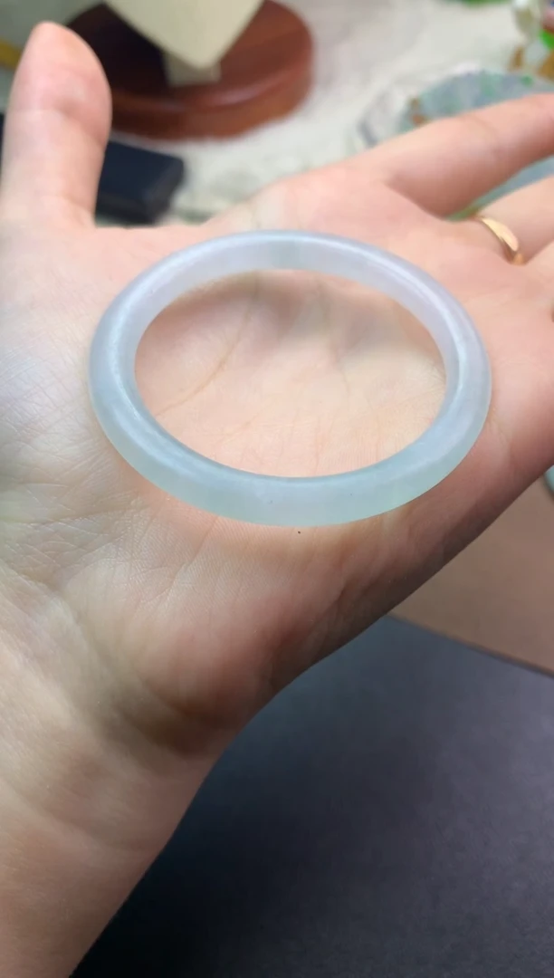 未镶嵌定制翡翠毛货