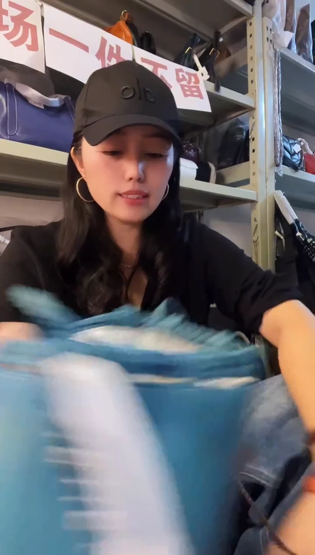 黄牛剖层皮革  高端订制时尚百搭女士手提斜跨包