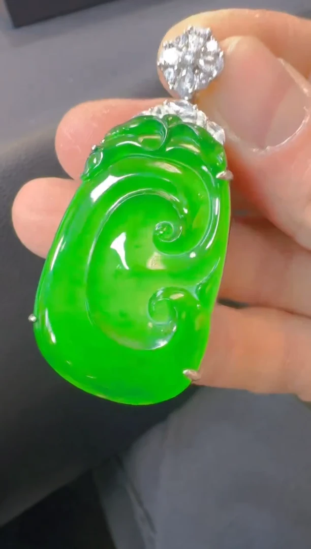吊坠(赠链)银S925镶嵌翡翠天然A货翡翠