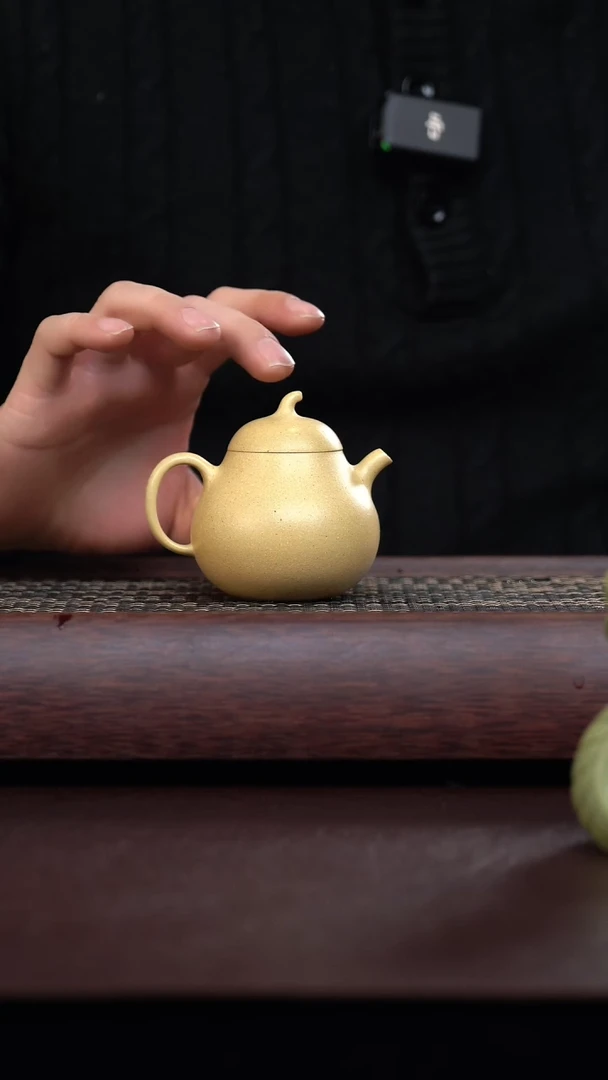 【闪购商品】手工原矿本绿茄瓜  125cc