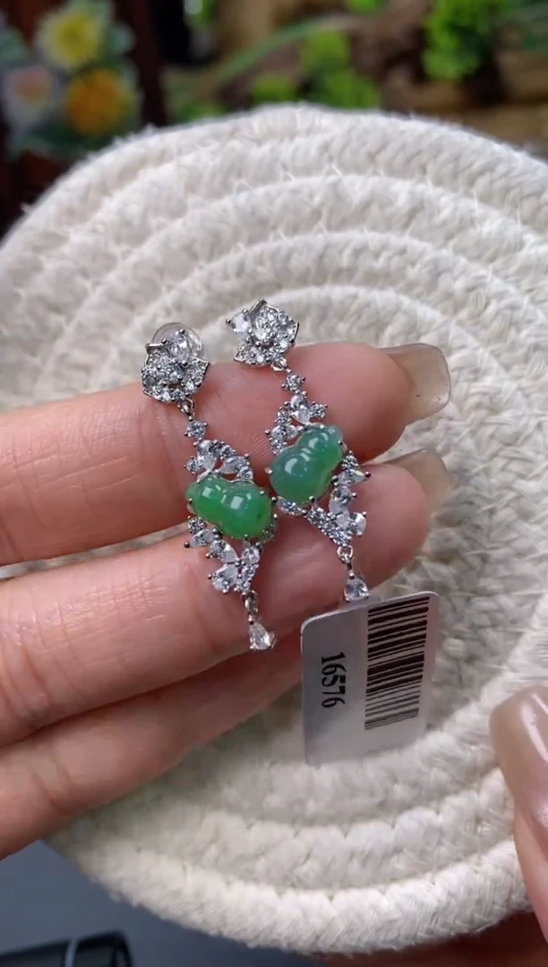 颈饰银S925镶嵌翡翠净货16576