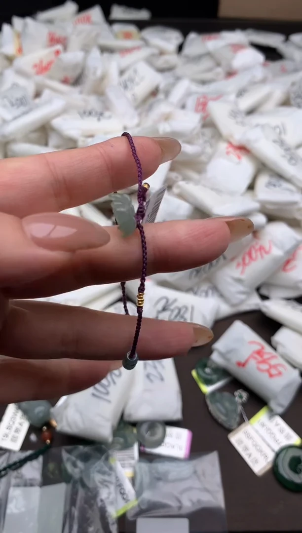 【闪购商品】翡翠手绳未镶嵌一