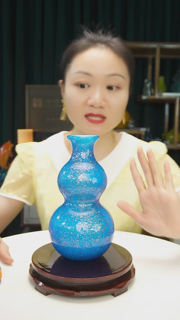 琉璃博山琉璃手工花瓶摆件
